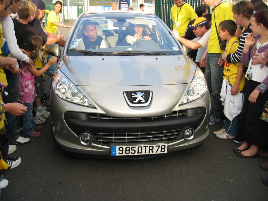 Peugeot : un retour à Sochaux comme sponsor, et plus si affinités...