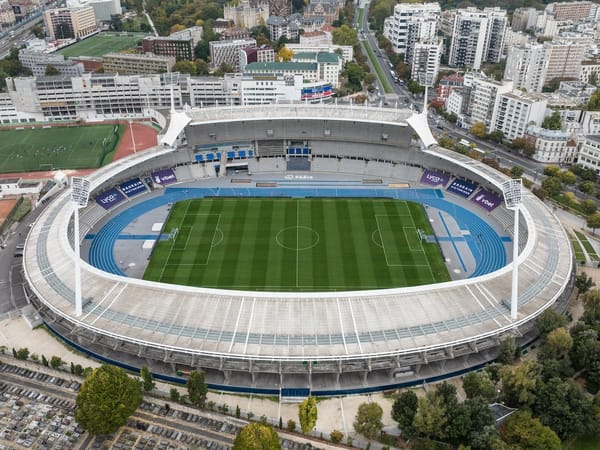 Paris_Stade_Sebastien_Charlety.jpg