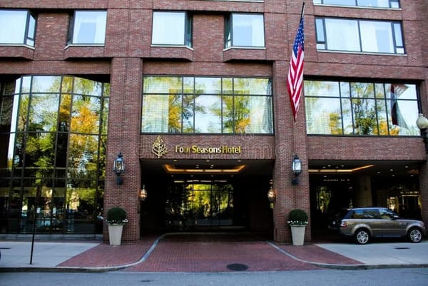 Combien ça coute ? L'hôtel des Bleus à Boston